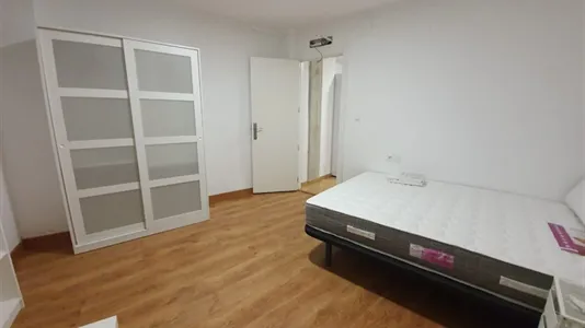 Rooms in Granada - photo 9