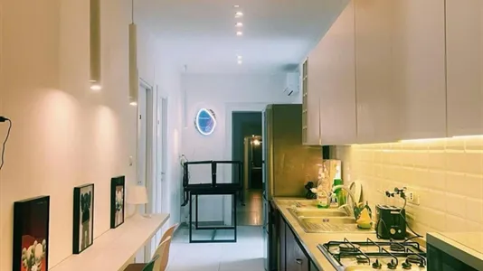 Rooms in Napoli Municipalità 3 - photo 4