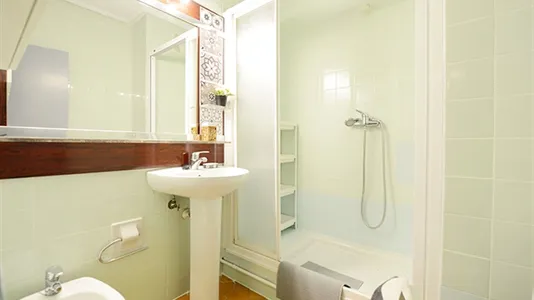 Rooms in Bilbao - photo 10