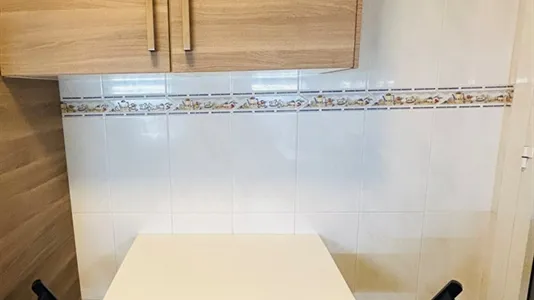 Rooms in Badalona - photo 6