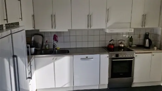 Houses in Lerum - photo 3