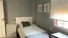 Room for rent, Zaragoza, Aragón, &lt;span class=&quot;blurred street&quot; onclick=&quot;ProcessAdRequest(10965608)&quot;&gt;&lt;span class=&quot;hint&quot;&gt;See streetname&lt;/span&gt;[xxxxxxxxxxxxx]&lt;/span&gt;