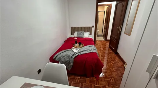 Rooms in Madrid Moncloa-Aravaca - photo 4