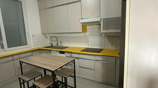 Rooms in Paris 8ème arrondissement - photo 6