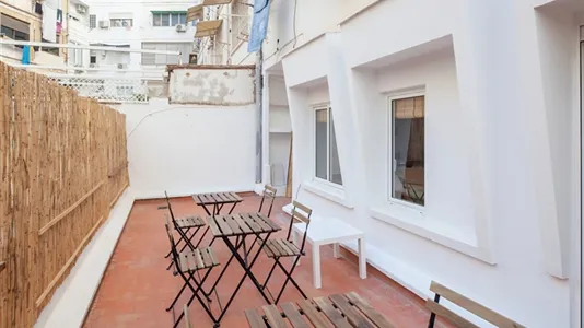 Rooms in Valencia Extramurs - photo 4