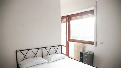 Room for rent in Roma Municipio IX – EUR, Rome