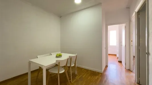 Rooms in Barcelona Eixample - photo 9