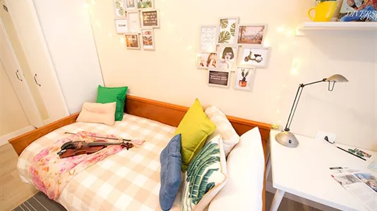 Rooms in Bilbao - photo 4