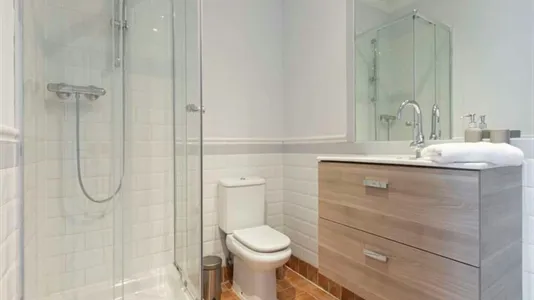 Rooms in Madrid Centro - photo 3