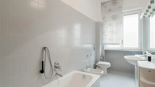Rooms in Milano Zona 2 - Stazione Centrale, Gorla, Turro, Greco, Crescenzago - photo 4