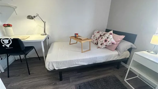 Rooms in Madrid Puente de Vallecas - photo 1