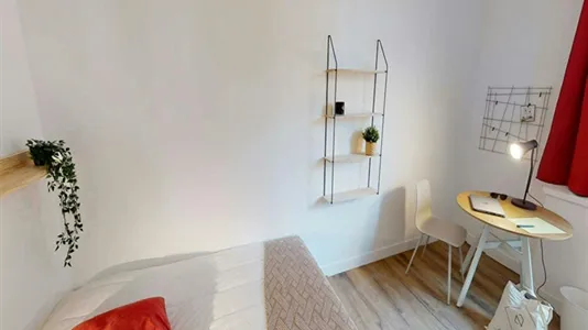 Rooms in Nanterre - photo 3