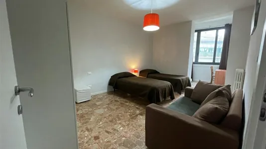 Rooms in Florence - photo 4