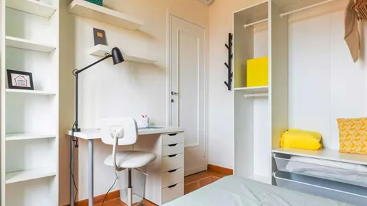 Rooms in Milano Zona 9 - Porta Garibaldi, Niguarda - photo 1