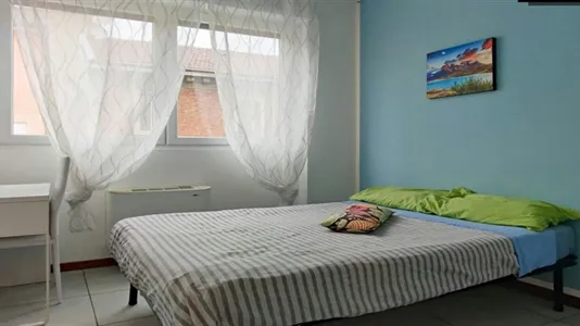 Apartments in Milano Zona 8 - Fiera, Gallaratese, Quarto Oggiaro - photo 8