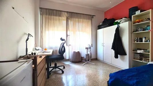 Rooms in Roma Municipio III – Monte Sacro - photo 2
