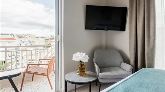 Apartments in Zografou - photo 2