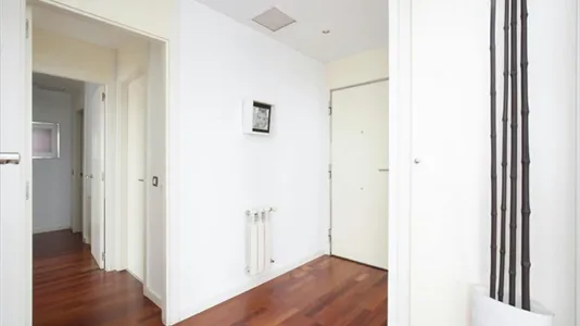 Apartments in El Encinar de los Reyes - photo 5