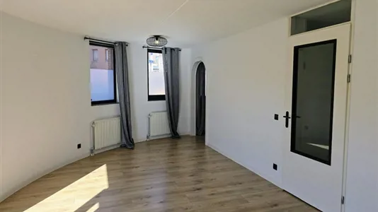 Houses in Location is not specified - photo 3
