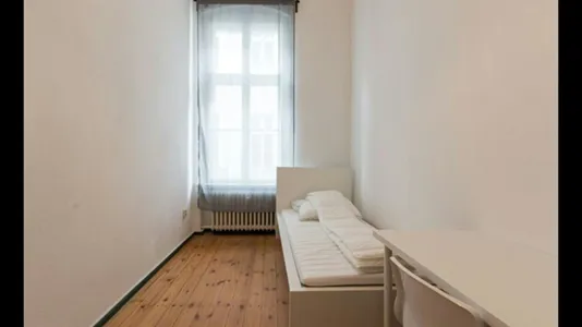 Rooms in Location is not specified - photo 1