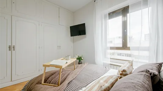 Rooms in Madrid Salamanca - photo 4