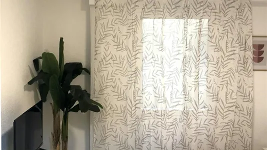 Rooms in Madrid Salamanca - photo 8