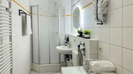 Rooms in Berlin Friedrichshain-Kreuzberg - photo 8