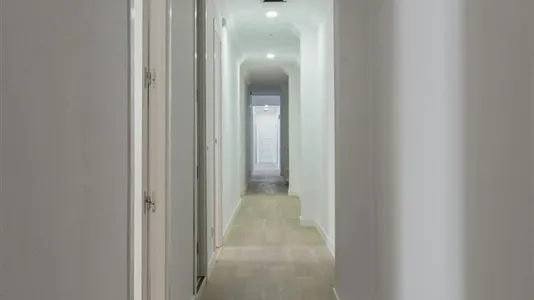 Rooms in Madrid Chamberí - photo 9