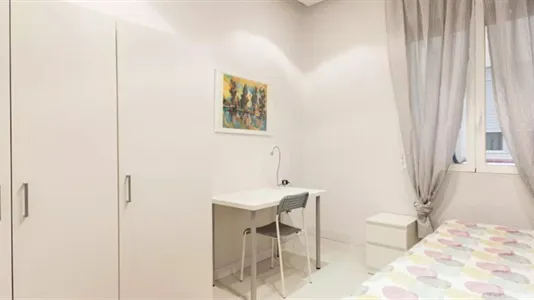 Rooms in Madrid Chamberí - photo 5