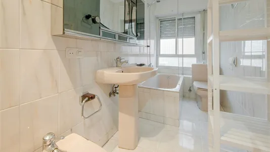 Rooms in Madrid Fuencarral-El Pardo - photo 7