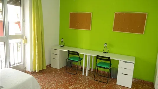 Rooms in Córdoba - photo 5