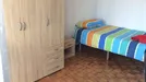 Room for rent, Porto (Distrito), &lt;span class=&quot;blurred street&quot; onclick=&quot;ProcessAdRequest(7743106)&quot;&gt;&lt;span class=&quot;hint&quot;&gt;See streetname&lt;/span&gt;[xxxxxxxxxxxxx]&lt;/span&gt;