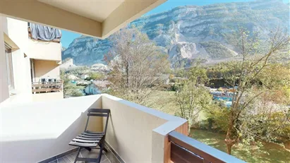 Room for rent in Saint-Julien-en-Genevois, Auvergne-Rhône-Alpes