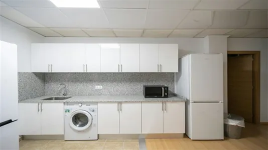 Rooms in Valencia Ciutat Vella - photo 6