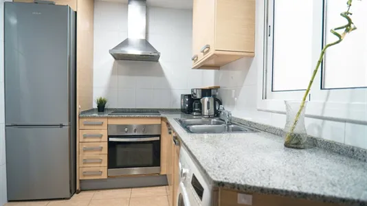 Rooms in Barcelona Ciutat Vella - photo 6