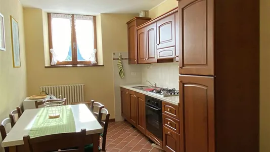 Apartments in Pontremoli - photo 5