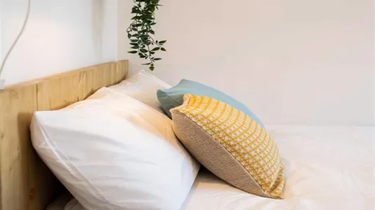 Rooms in Madrid Chamberí - photo 5