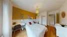 Room for rent, Lyon, Auvergne-Rhône-Alpes, &lt;span class=&quot;blurred street&quot; onclick=&quot;ProcessAdRequest(10325090)&quot;&gt;&lt;span class=&quot;hint&quot;&gt;See streetname&lt;/span&gt;[xxxxxxxxxxxxx]&lt;/span&gt;