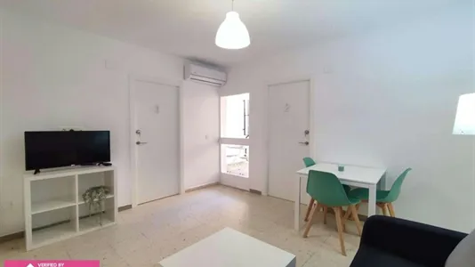 Rooms in Granada - photo 7