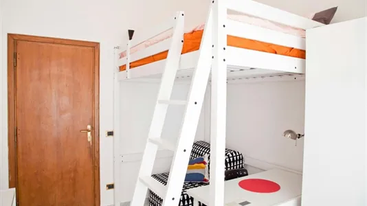 Rooms in Roma Municipio II – Parioli/Nomentano - photo 10