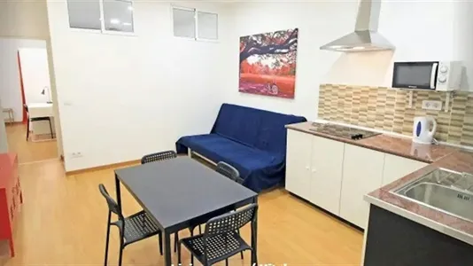 Rooms in Barcelona Ciutat Vella - photo 6