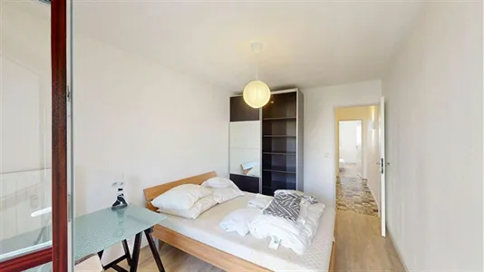 Rooms in Chambéry - photo 2