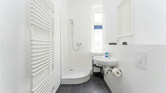 Rooms in Berlin Mitte - photo 10