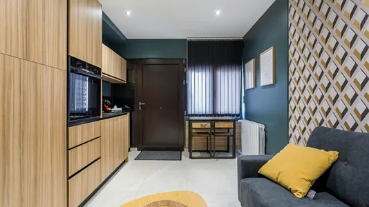 Apartments in Lyon - photo 3
