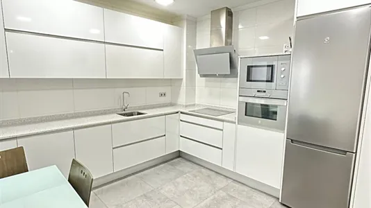 Rooms in Vitoria-Gasteiz - photo 4