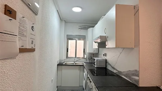 Rooms in Godelleta - photo 8