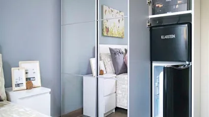 Room for rent in Milano Zona 2 - Stazione Centrale, Gorla, Turro, Greco, Crescenzago, Milan