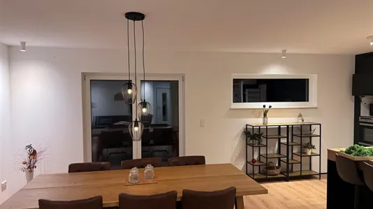 Houses in Hamburg Eimsbuttel - photo 1