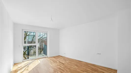 Apartments in Berlin Lichtenberg - photo 1