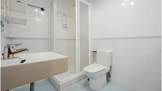 Rooms in Madrid Salamanca - photo 7